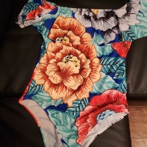 Floral onepiece swimsuit